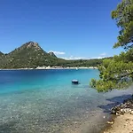 Lagoon Dreamhouse Limni Vouliagmenis